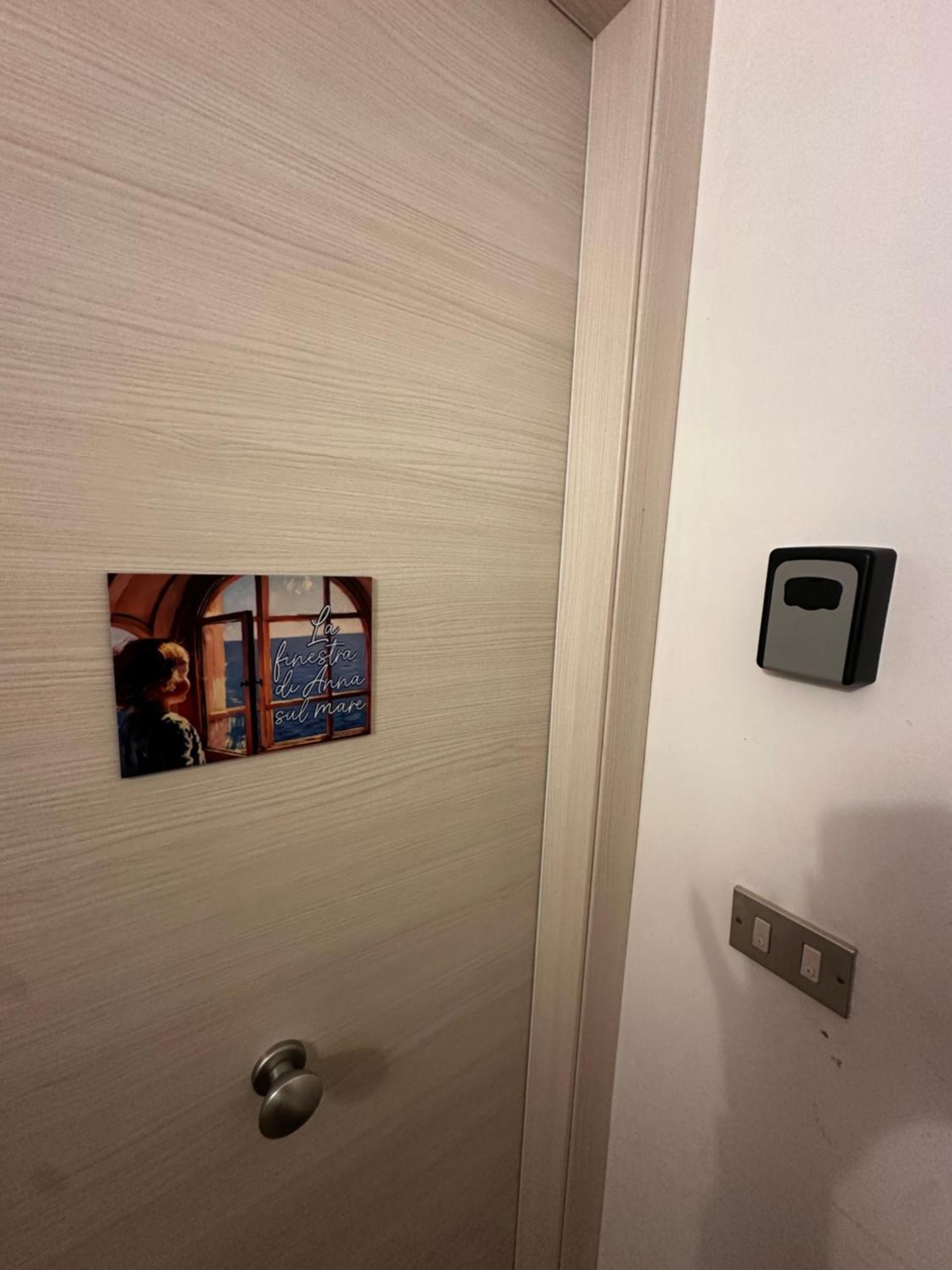Ferienwohnung La Finestra Di Anna Sul Mare Capo dʼOrlando Exterior foto