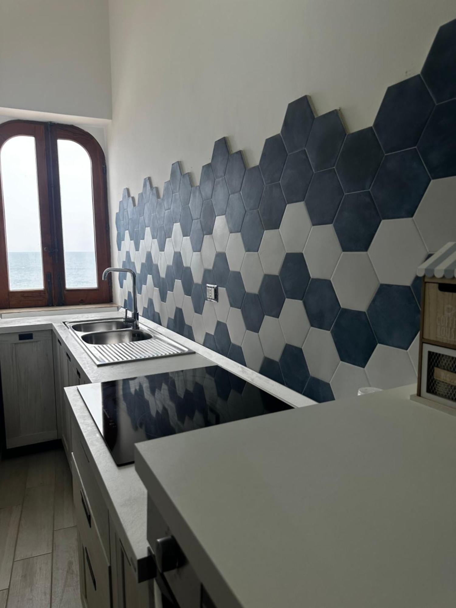 Ferienwohnung La Finestra Di Anna Sul Mare Capo dʼOrlando Exterior foto